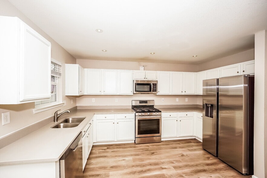 Building Photo - 7938 Rusty Plow Court