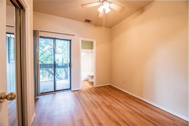 Building Photo - 601 Nelray Blvd