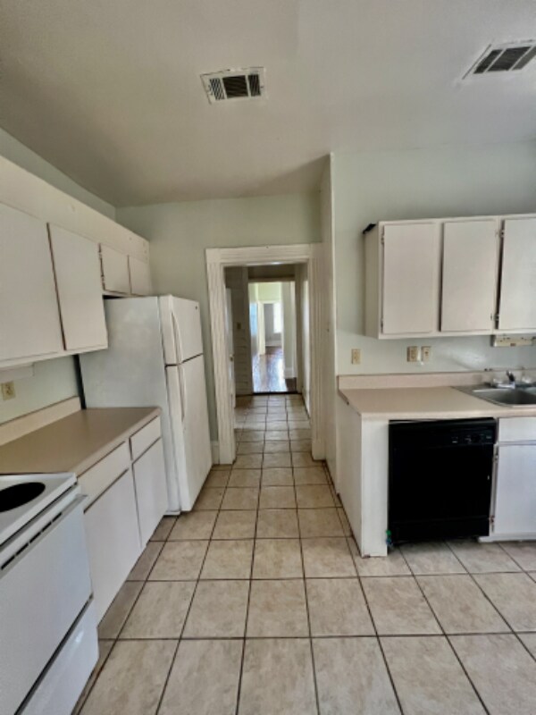 Building Photo - 316 W Duffy St