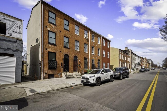 Building Photo - 22 N Carey St
