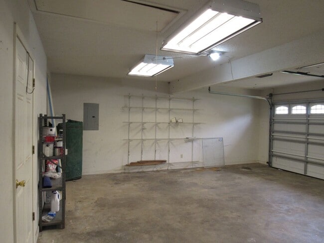 Building Photo - 35 G St
