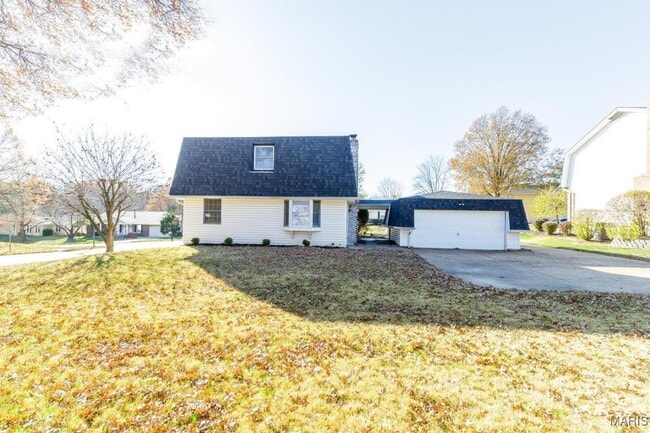 Building Photo - 1836 Rockmoor Dr