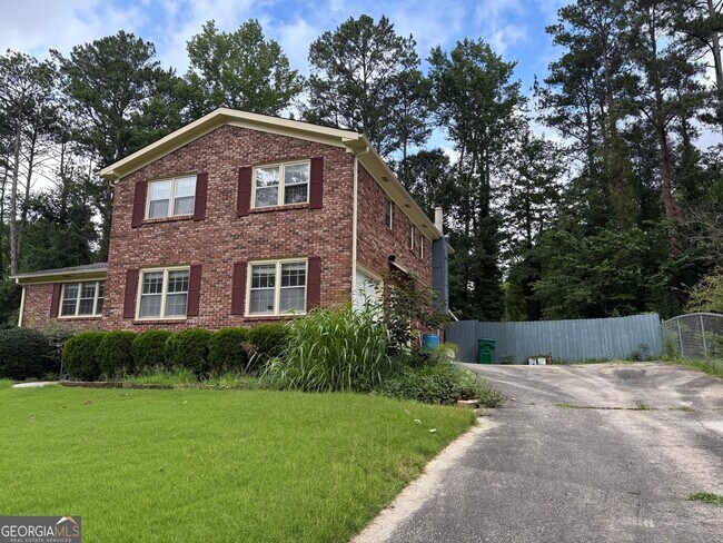 Building Photo - 1481 Drayton Woods Dr