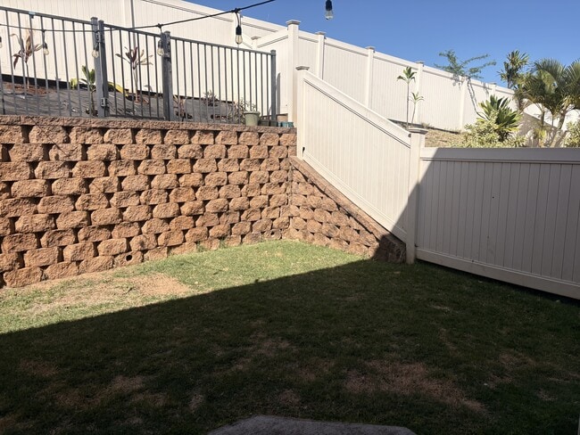 Building Photo - 151 Hoolaau St