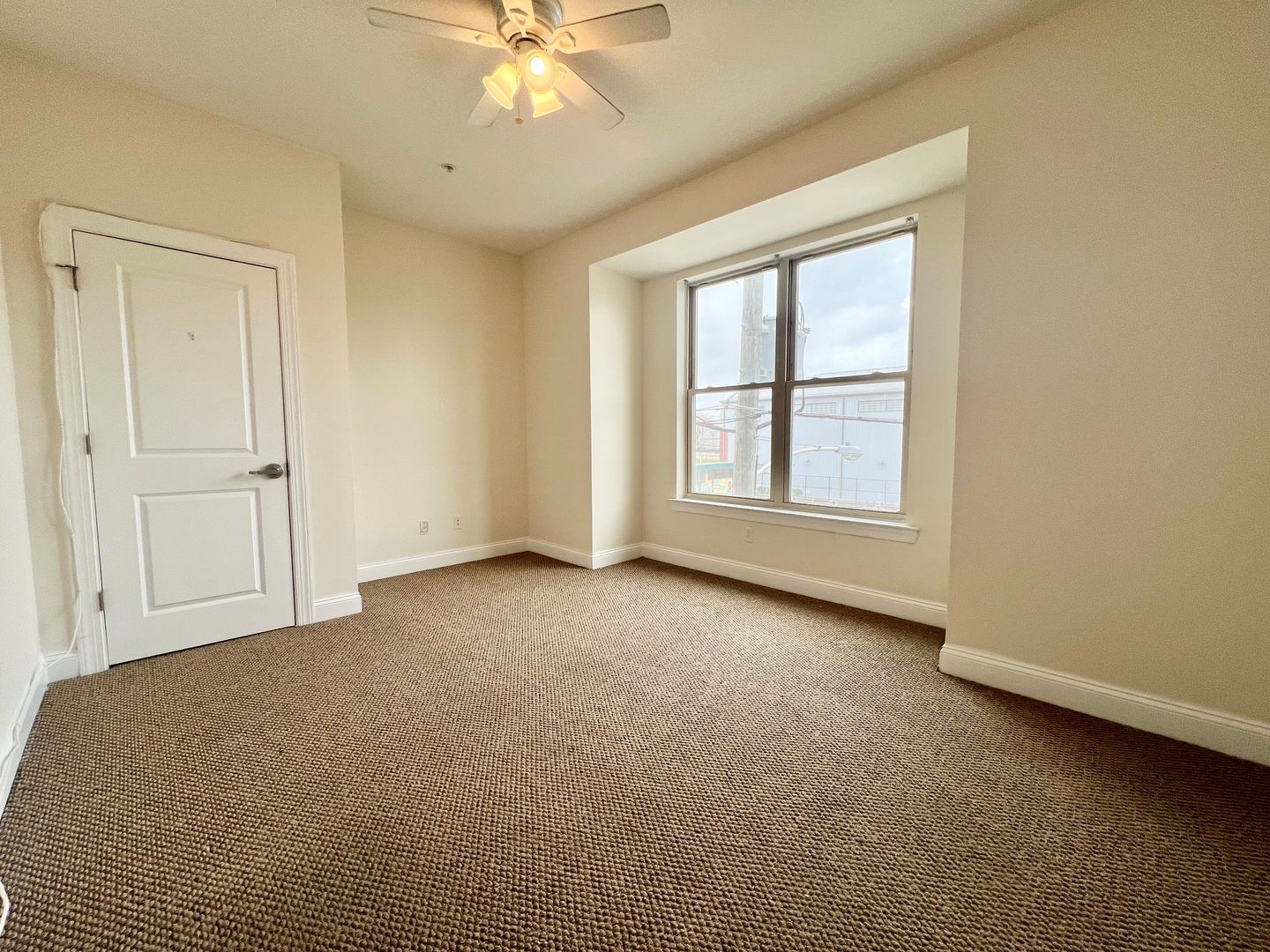 Building Photo - 1822 N 16th St