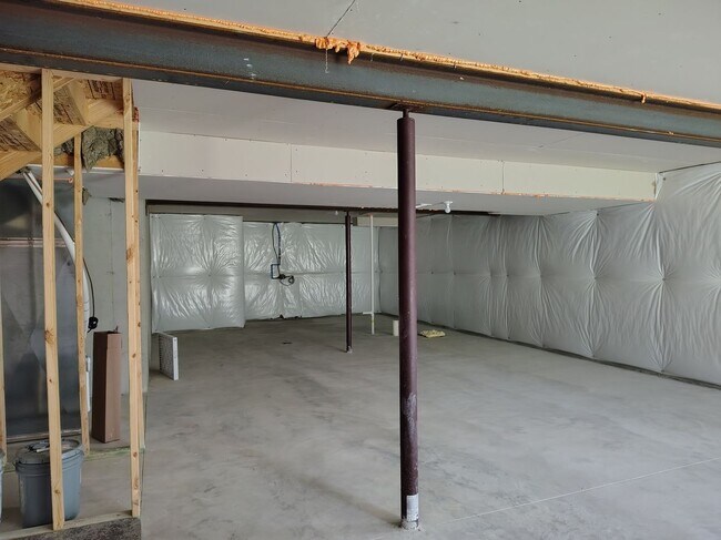 Building Photo - Stylish 2023-Built Home with Giant Unfinished Basement in Fairborn, Ohio!!!