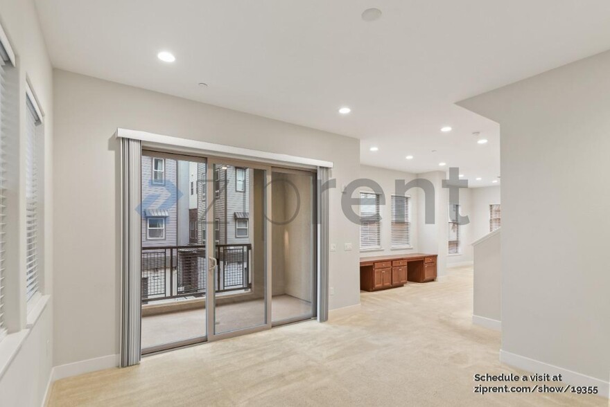 Building Photo - 1752 Hazelnut Ln