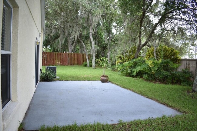 Building Photo - 2132 Brandon Park Cir