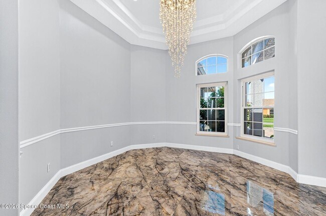 Building Photo - 975 Wildwood Dr