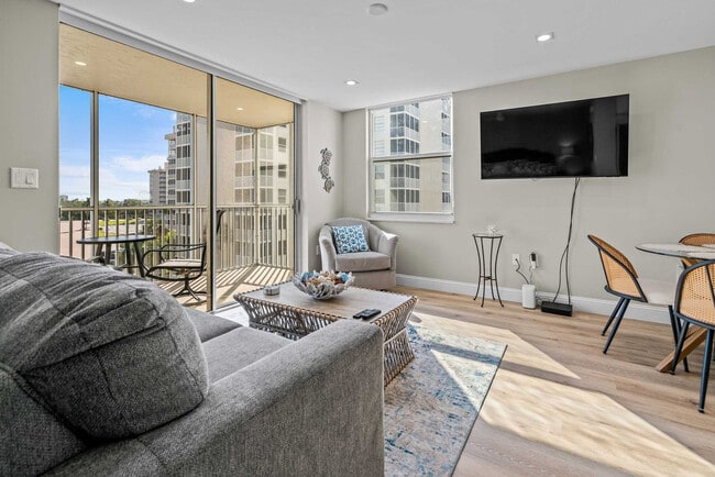 Primary Photo - 5900 Bonita Beach Rd SE