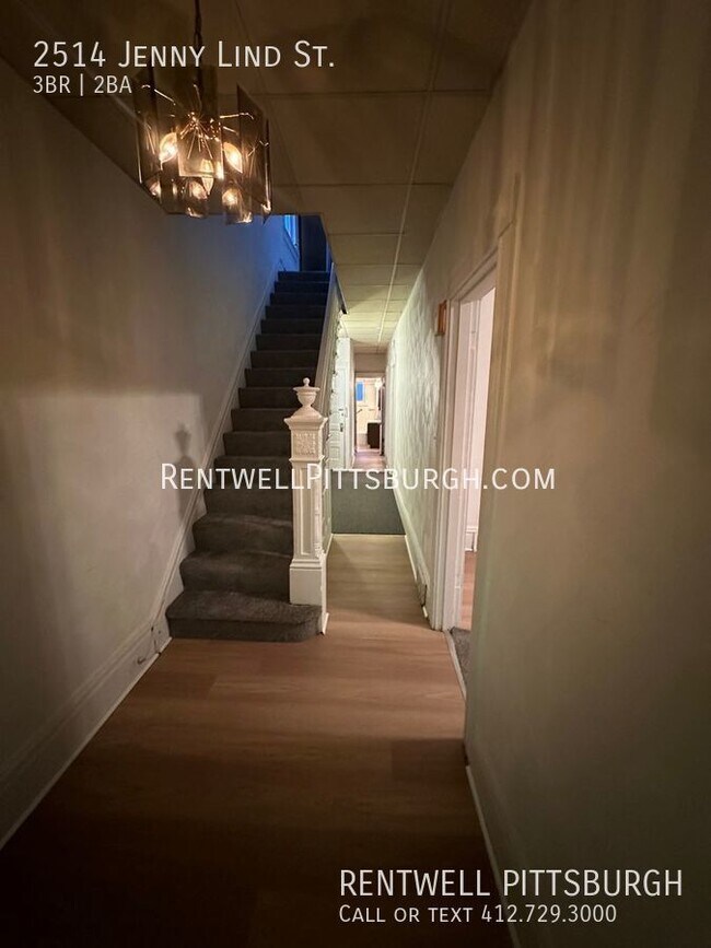 Building Photo - 3 Bedroom Home in McKeesport - Section 8 Only