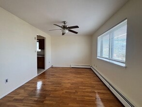 Building Photo - 2813 Gunther Ave