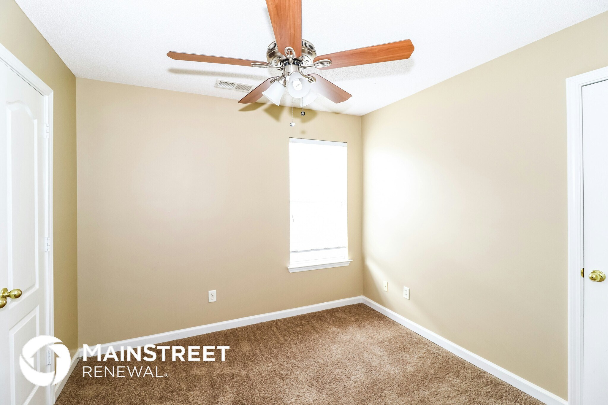 Building Photo - 10097 Cross Ridge Rd