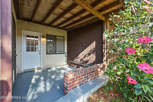 Building Photo - 2505 Waters Edge Dr