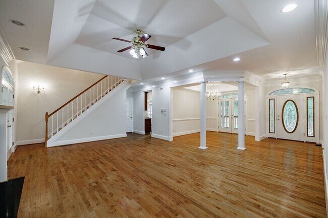 Building Photo - 580 Wolf Creek Trail