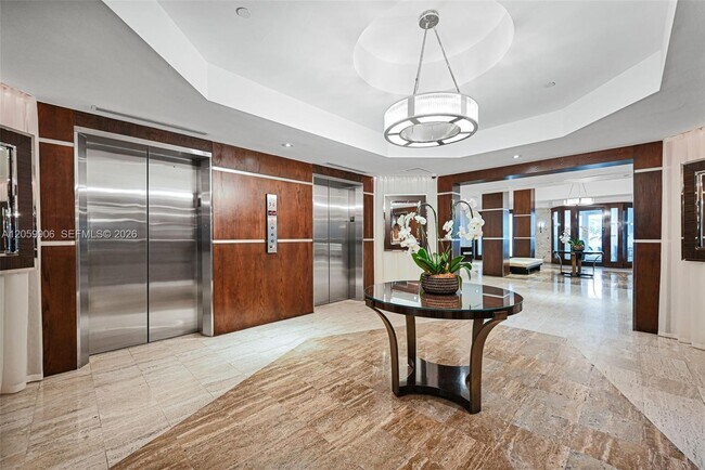 Building Photo - 2451 Brickell Ave