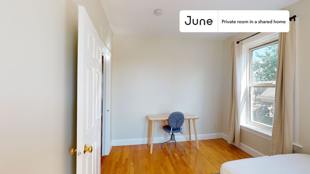 Building Photo - Room in Shared 4 bed/2 bath home