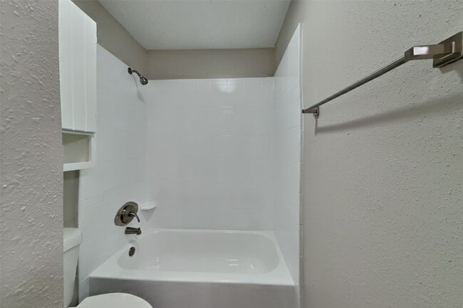 Building Photo - 4734 Lost Lake Ln
