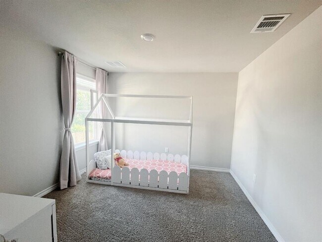 Building Photo - 5311 Forader Ln