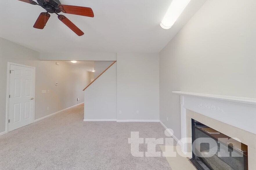 Building Photo - 507 Fortress Ct