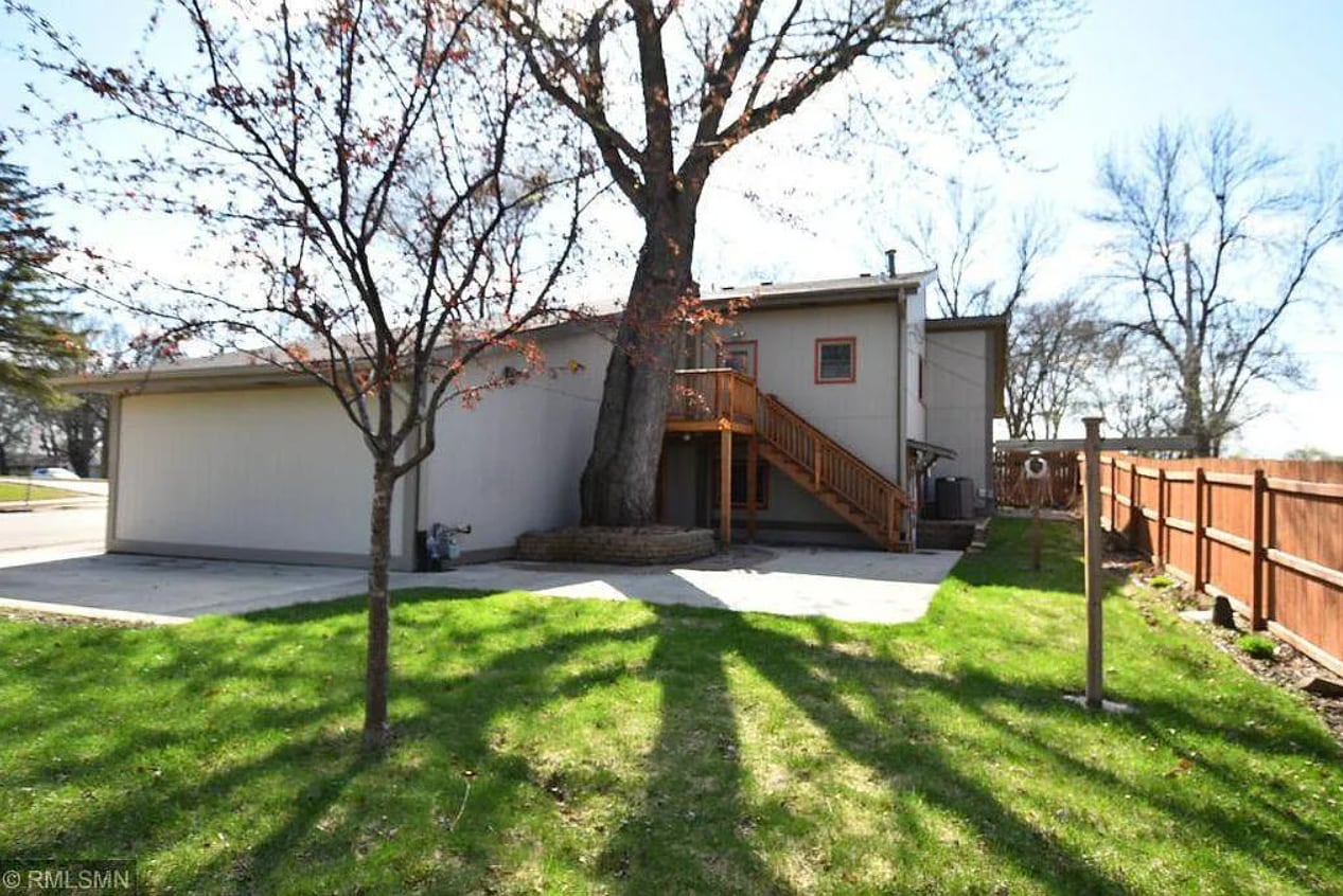 Yard - 1015 12th St NW