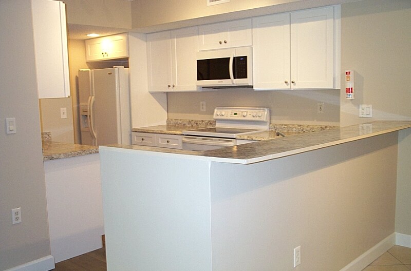 Building Photo - 1865 Florida Club Dr