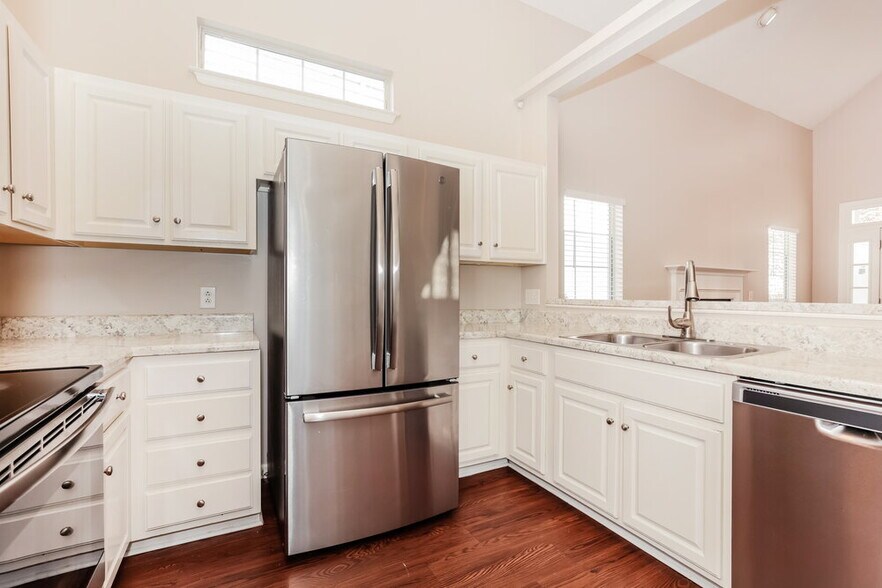 Building Photo - 1513 Bell Trace Dr