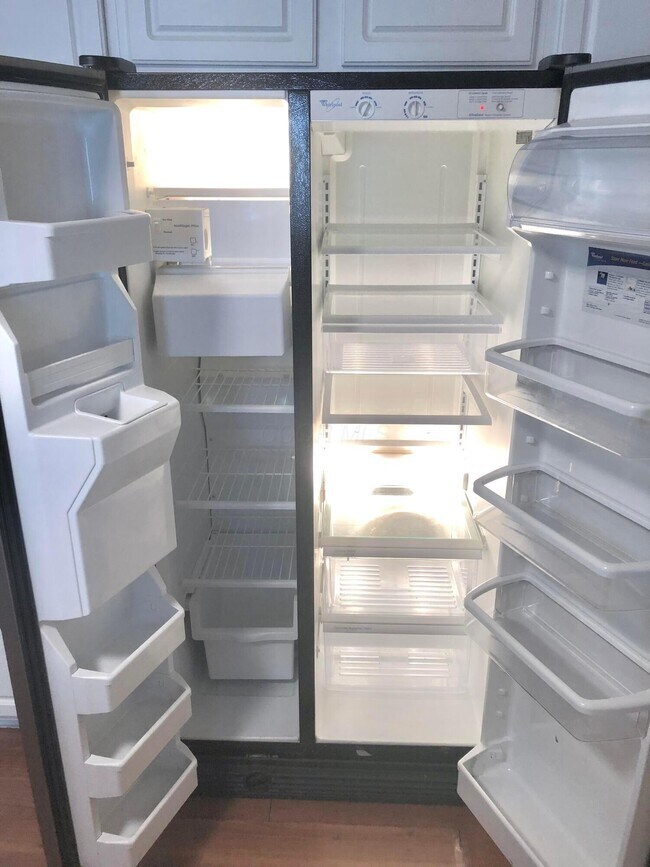 Building Photo - 2916 Abbey Knoll Dr