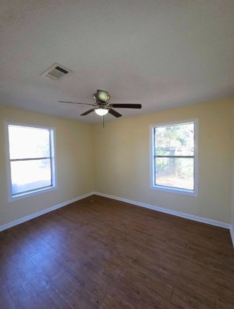 Building Photo - 412 Azalea Ave