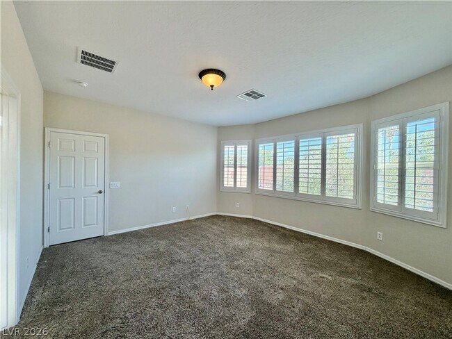 Building Photo - 7421 Ravines Ave