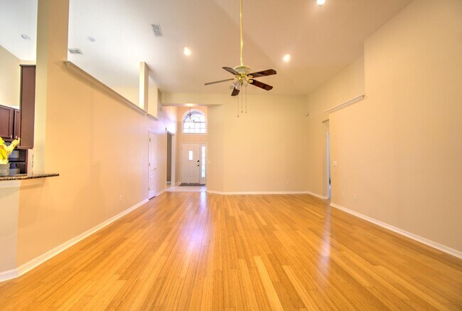 Building Photo - 1577 Cherry Ridge Dr