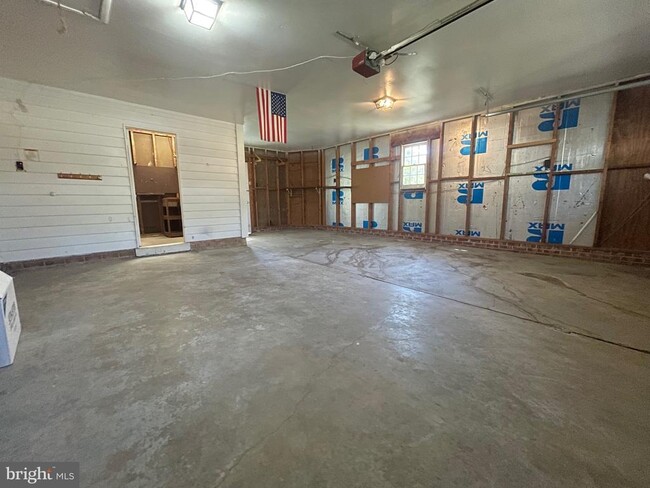 Building Photo - 8701 Parliament Dr