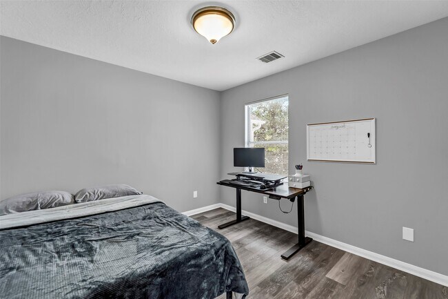 Building Photo - 3925 Lowden St