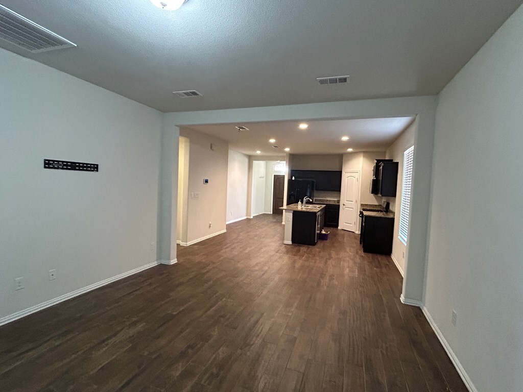 Building Photo - 1713 Twin Falls Dr