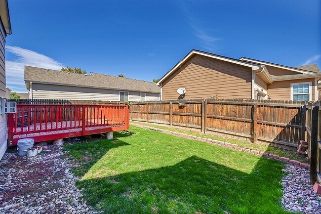 Building Photo - $2,540.95, 4 bed, 3.5 bath Home in Co Springs with Fenced in Yard and Finished Basement!