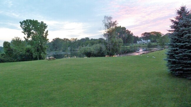 Building Photo - 11719 21 Mile Rd