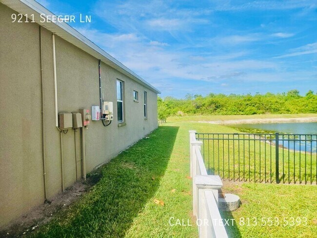 Building Photo - 9211 Seeger Ln