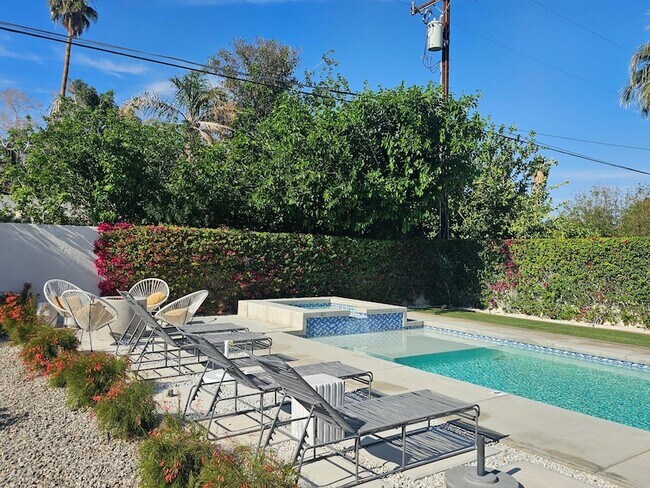 Building Photo - 73280 San Nicholas Ave