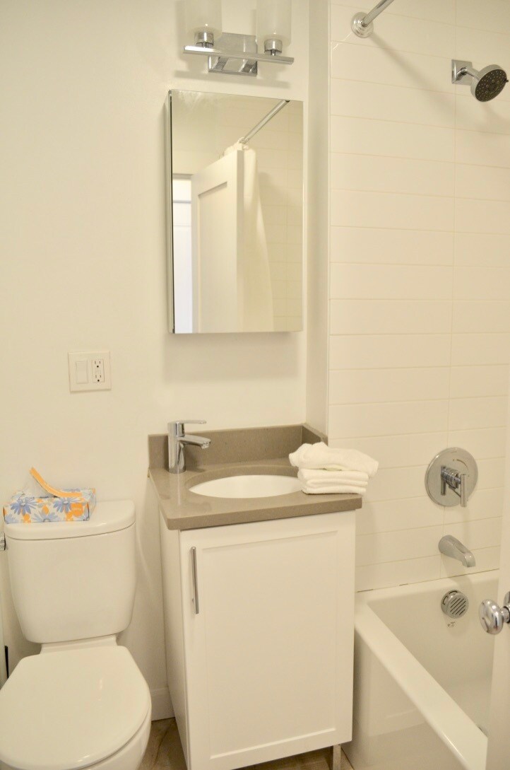 Building Photo - 30 E Springfield St