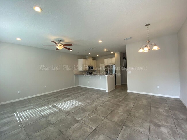 Building Photo - 2931 Windmill Dr