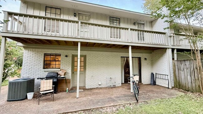 Building Photo - 379 Dove Valley Rd