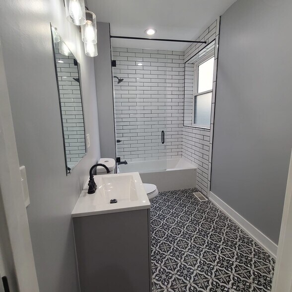 Bathroom - 5935 S Indiana Ave