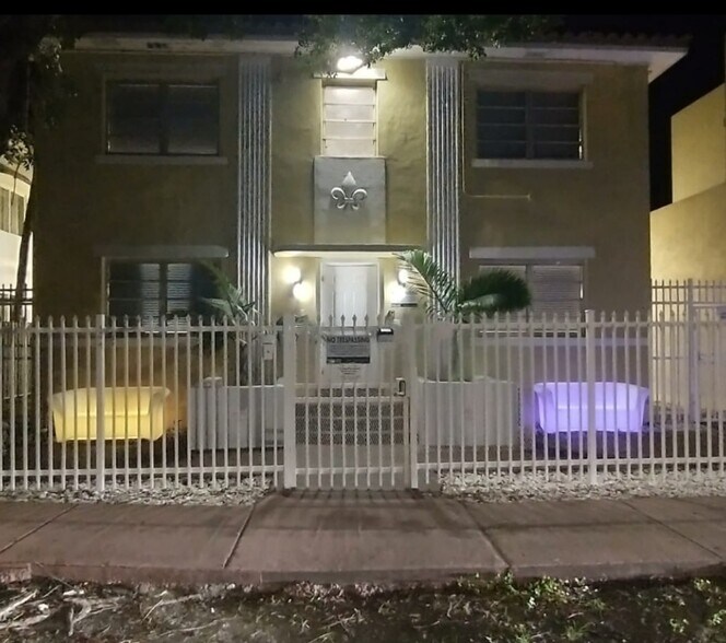 Building Photo - 545 Michigan Ave