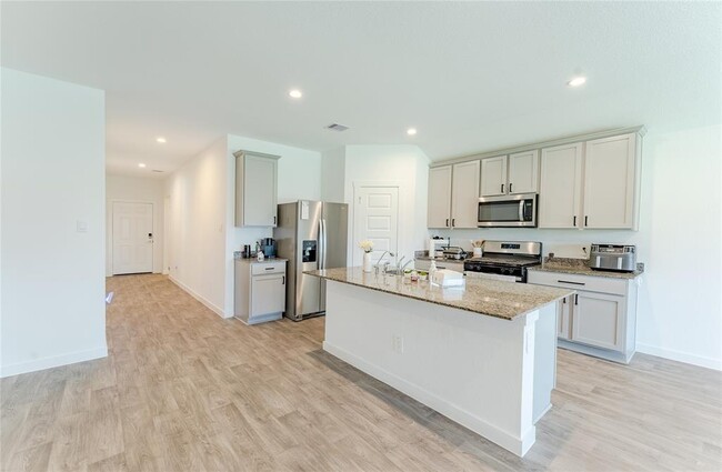 Building Photo - 31714 Brandon Ml Trl
