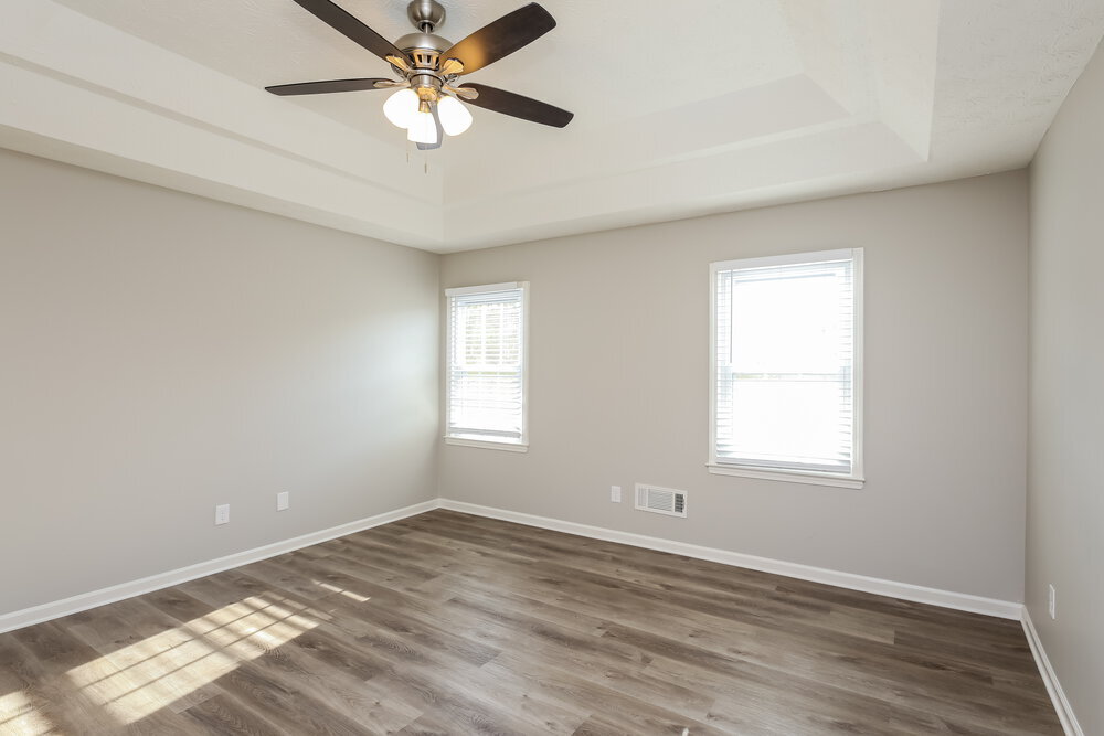 Building Photo - 483 Rhett Dr