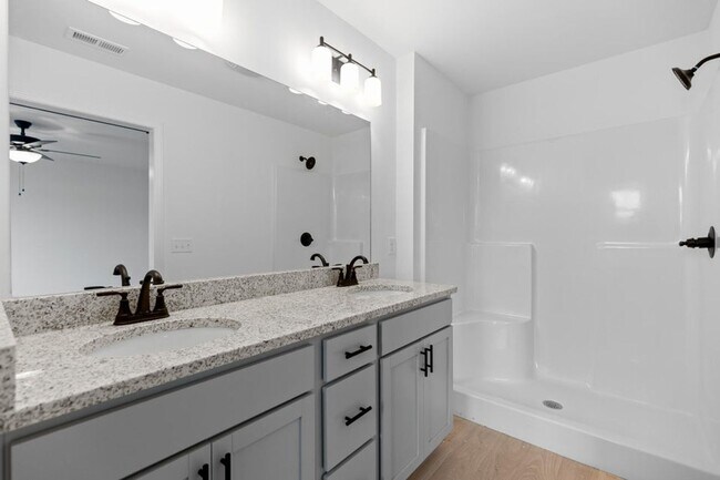 Building Photo - Brand New Construction Townhomes at James Creek!