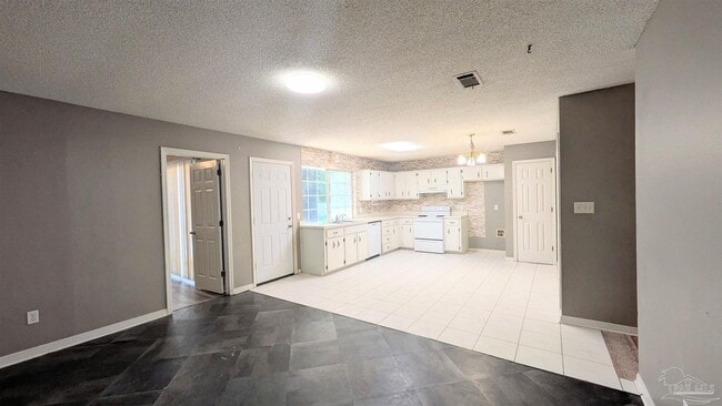 Building Photo - 3441 Jubilee Dr