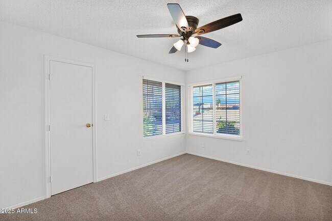 Building Photo - 3623 E Oraibi Dr