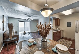 Building Photo - Union Hills Estates