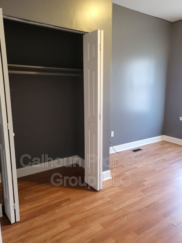 Building Photo - 1607 Cliftview Ave